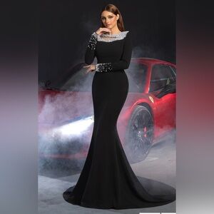 Faeriesty Pearl Embellished Long Sleeve Mermaid Hem Dress